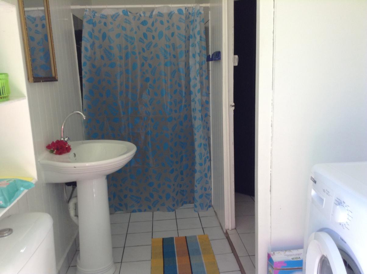 Chez Taia et Véro Tiputa Extérieur photo